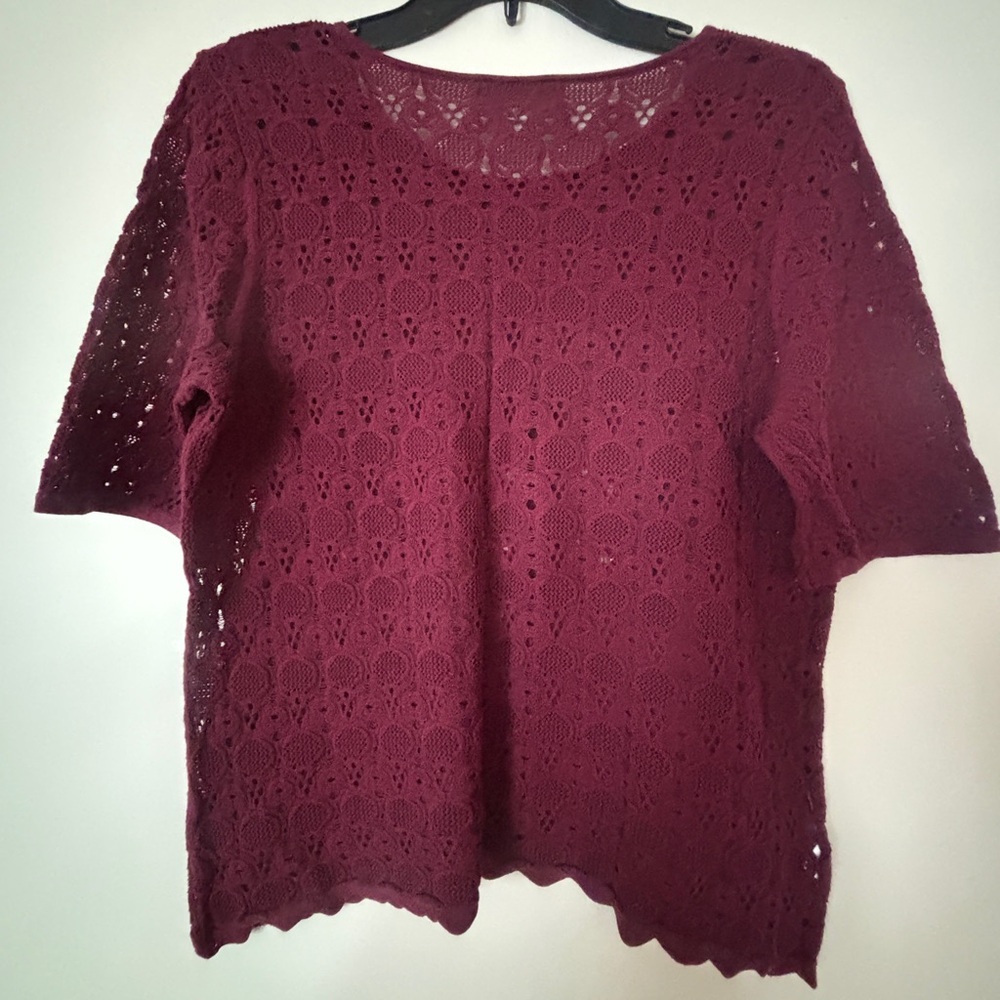 LOFT Scalloped Crochet Short Sleeve Top in Burgundy